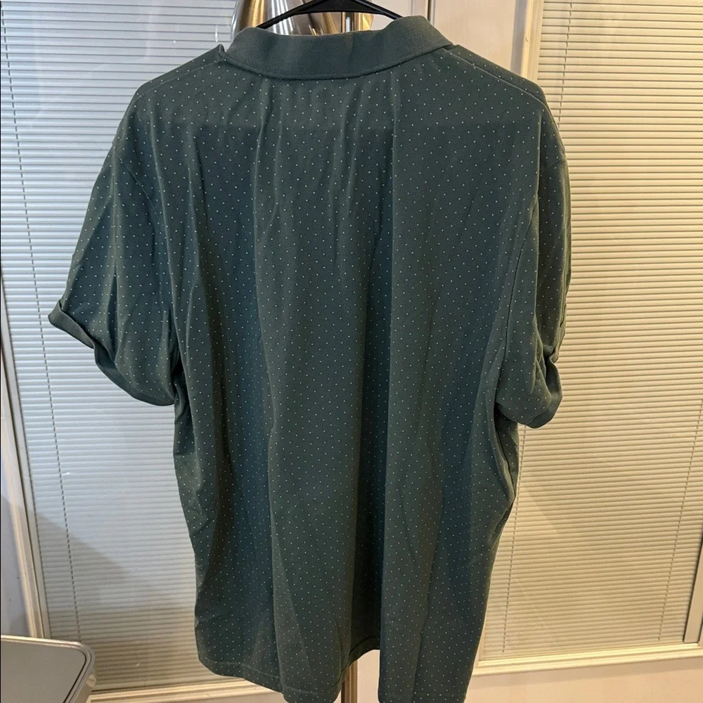 Old Navy Dark Green Men's Polo Shirt - Picture 4 of 4